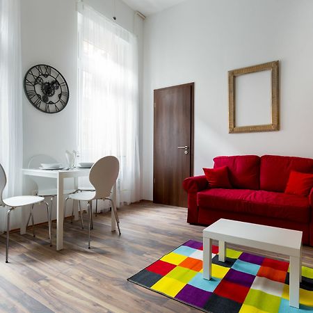 Bpm-Magic Apartments At The Centre Budapest Esterno foto